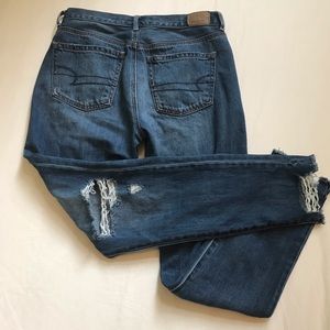 American Eagle mom jeans!